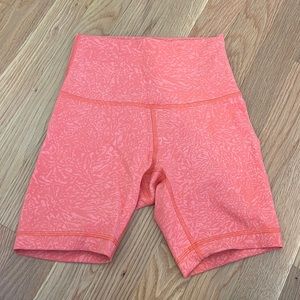 Lululemon Wunder Train Shorts 6”